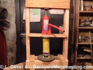 Homemade Wooden Hydraulic Press
