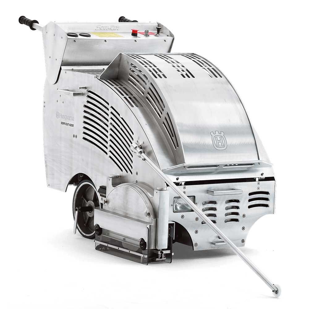 Soff-Cut 4200 Early Entry Self-Propelled Saw