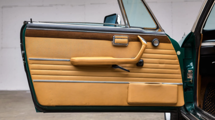 1974 BMW 3.0CS 5-Speed