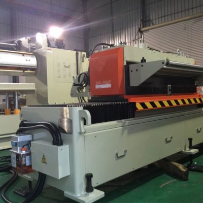 Servo Zigzag Feeder For Metal Round Plate | Xin Rui Feng