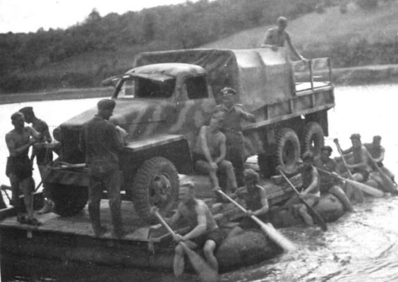 Studebaker US6 U-6 - tractor 6x4 - case report