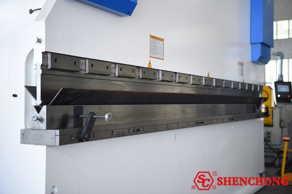 CNC press brake bending die
