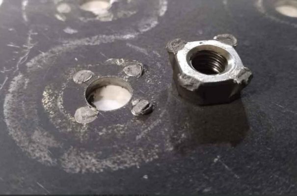 Perfeccionando una soldadura de proyección en acero de ultra-alta resistencia