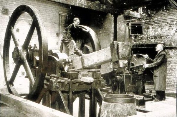 Tilt hammer and shears at the works of edge tool makers, A & F Parkes, Birmingha...
