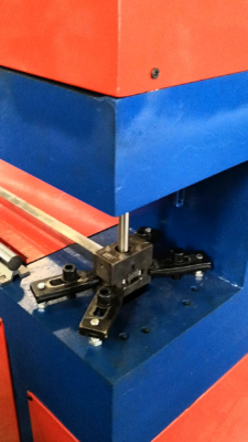 High Quality Cheap Automatic Hole Punching Machine Cnc Pipe Punch Hydraulic Pres...