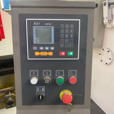 Panneau de système E21 pour la machine presse plieuse hydraulique