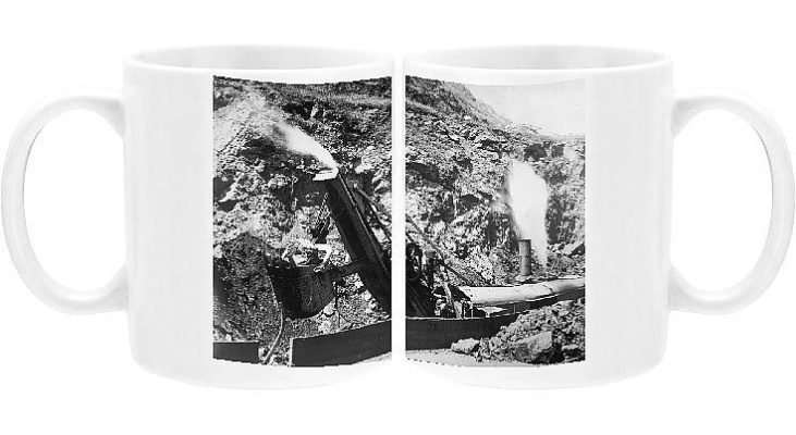 Photo Mug. A Steam Shovel