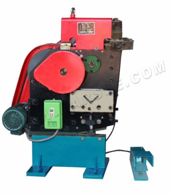 Small combined punching and shearing machine