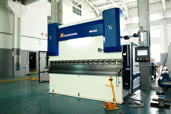 WDK Servo Hybrid Press Brake